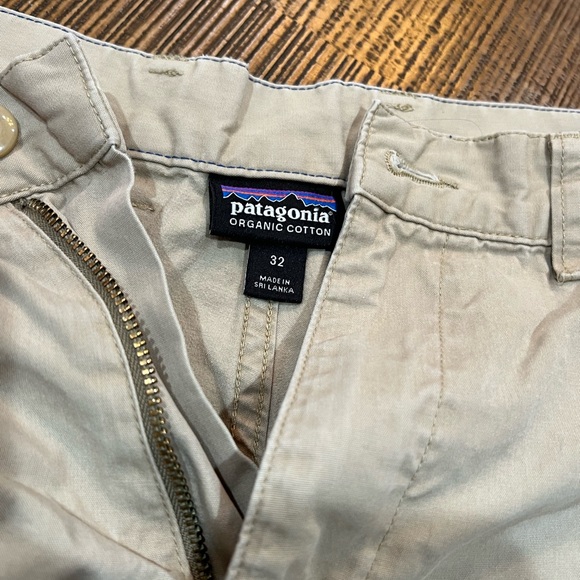 Patagonia shorts size 32 - Picture 2 of 4